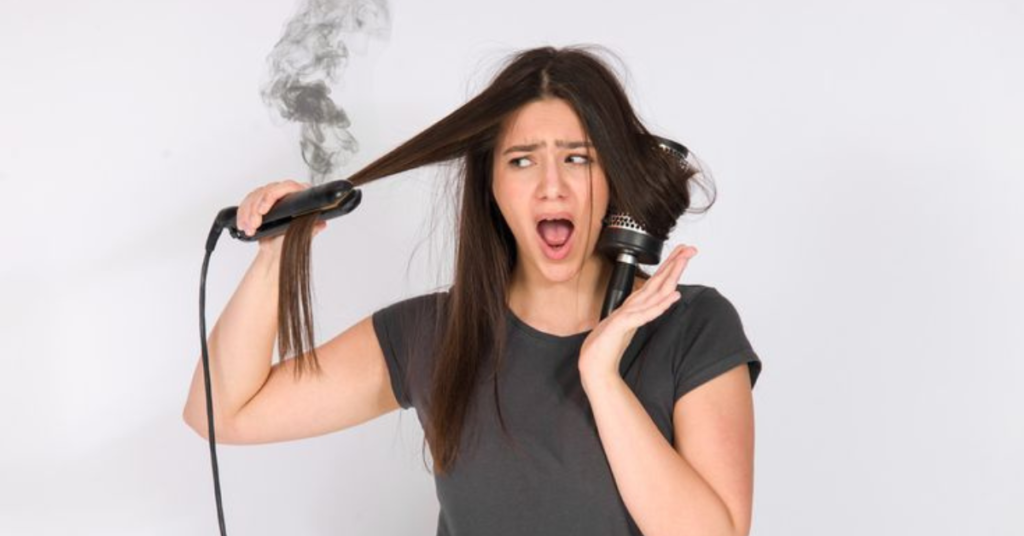 Refém da Chapinha? O Erro Silencioso que Está ‘Assassinando’ sua Muralha Capilar sem Você Perceber