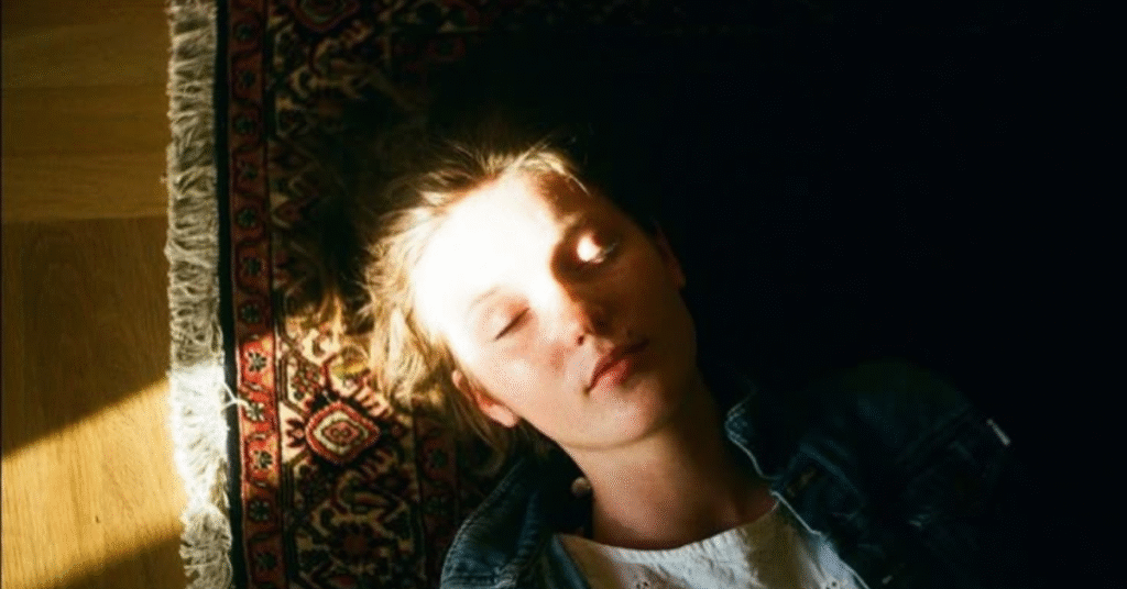 A Beleza que eu Crio para Inspirar: Como Celebro Minha Aparência Sem Padrões de Perfeição.