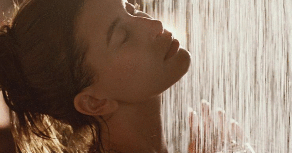 A Beleza do Silêncio: Como 10 Minutos Sem Ruído Transforma Meu Dia.