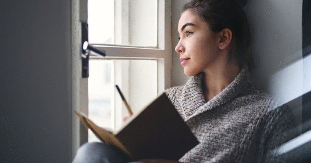 A minha ‘Caixa de Coisas Boas’: Onde Guardei Memórias que Me Salvam nos Dias Ruins.