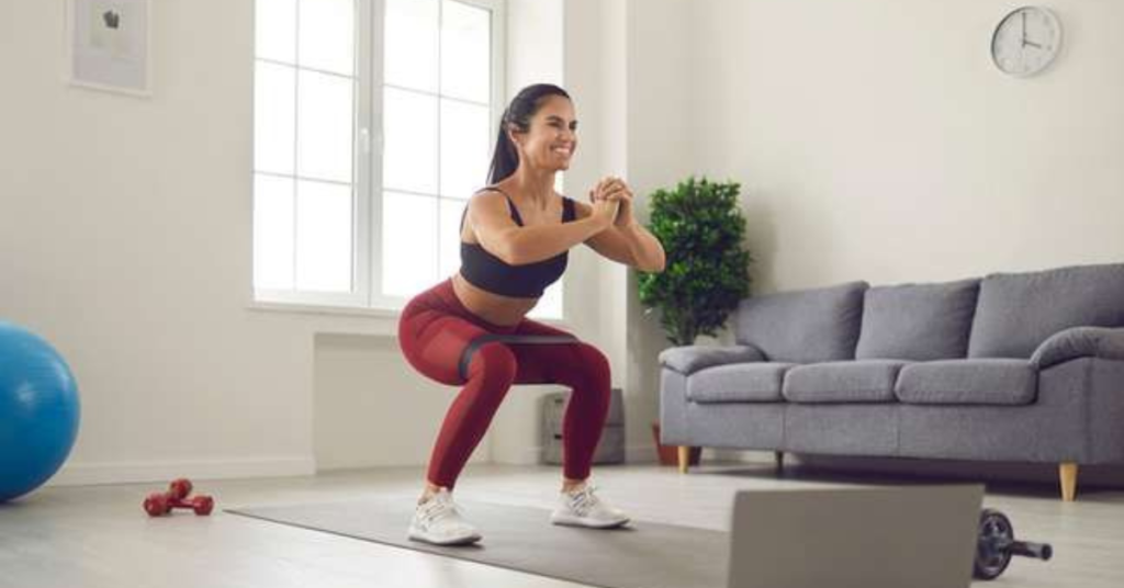 Meu Treino de 10 Minutos Sem Sair de Casa: O Que Eu Faço para Manter a Energia.